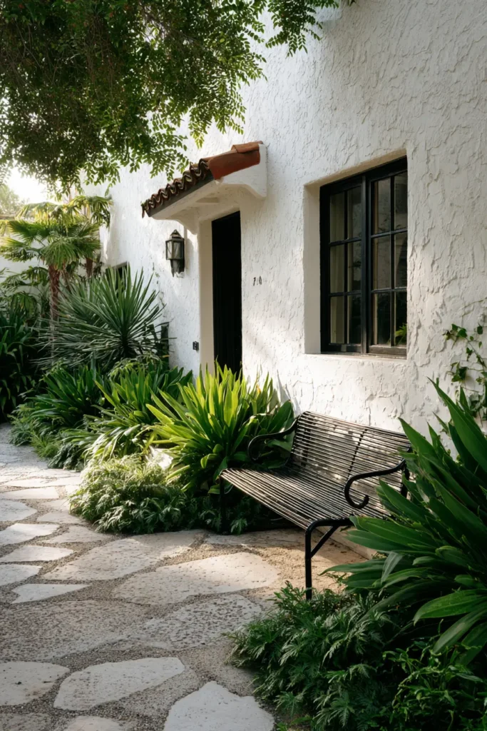 Sleek And Simple Side Garden Hideaway